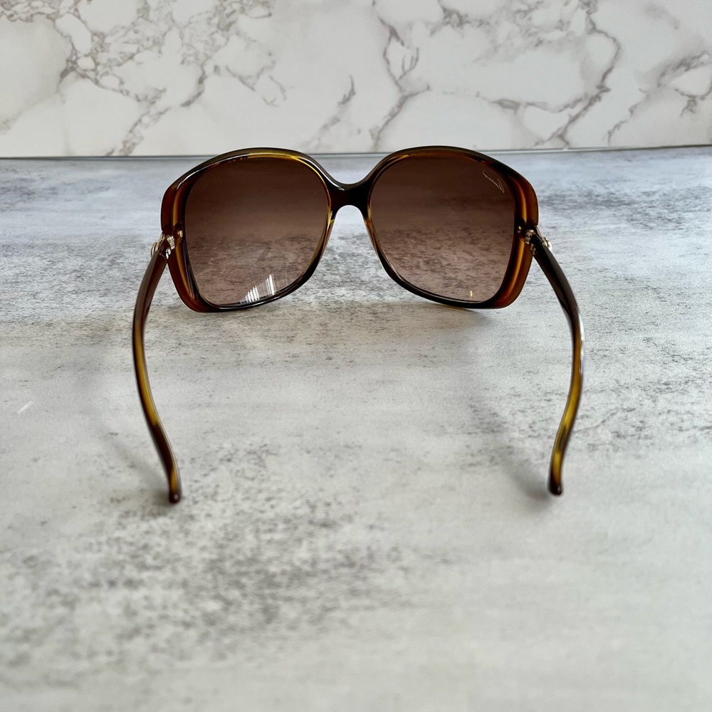 Gucci Sunglasses - Picture 4 of 8